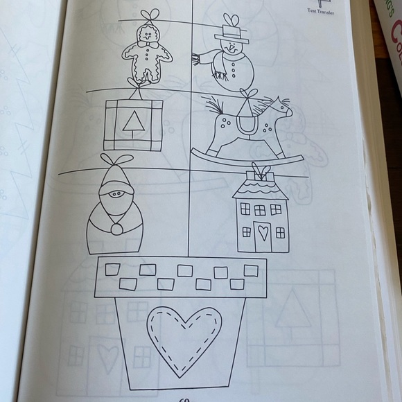 2X Iron-on Transfer books - 100’s of patterns all themes great condition - Picture 13 of 16